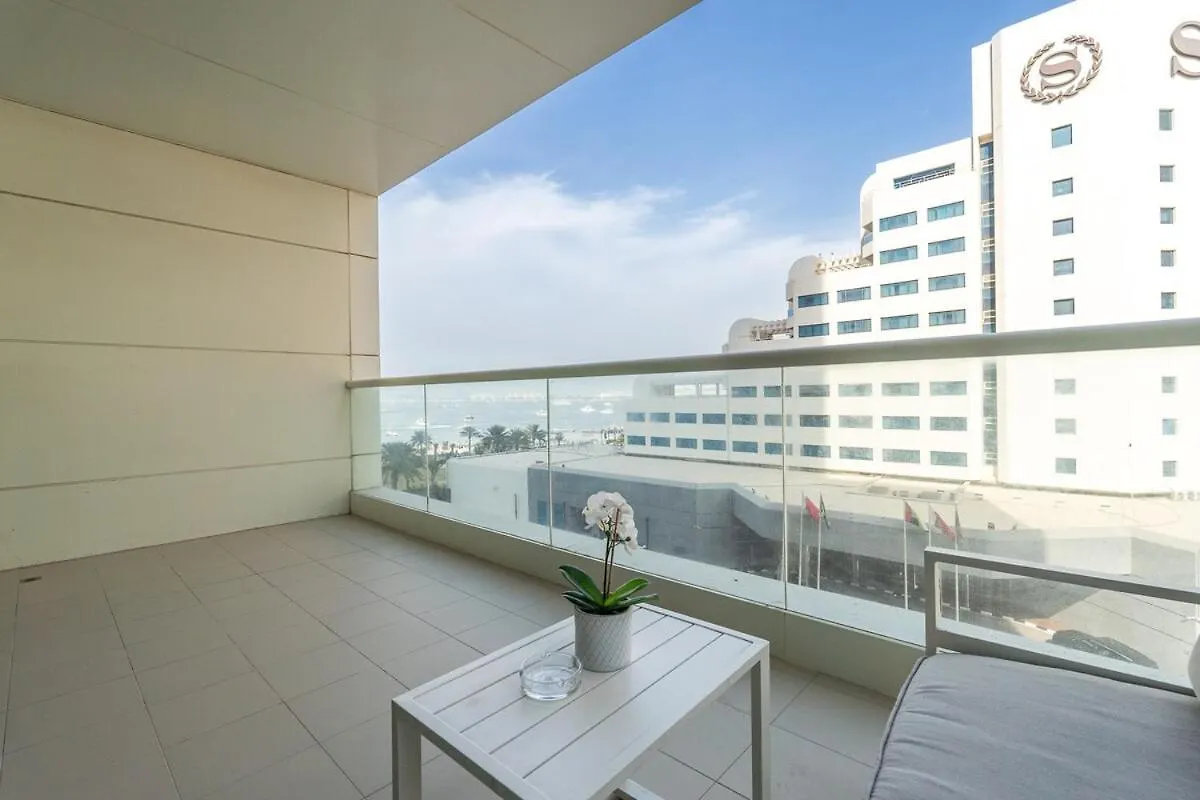 Apartamento Beachfront Bliss Luxurious 3-Br Stay In Jbr Dubái